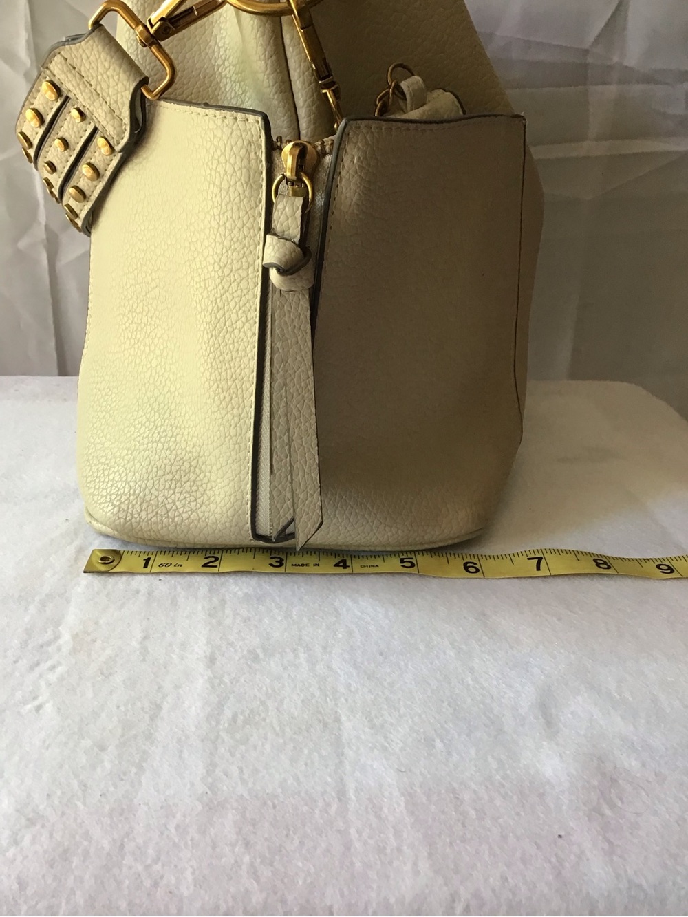 Steve Madden Beige Pebble Leather Shoulder Tote with Gold Hardware - Picture 10 of 10